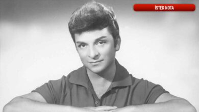 Zeki Müren