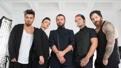 Model ve Emre Aydın